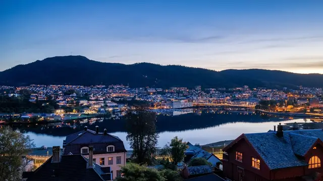 Kalfaret byr på et etablert boligmiljø med klassiske villaer og nærhet til Bergen sentrum.